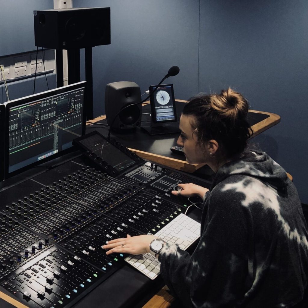 Miri mixing a track at her studio in Bristol